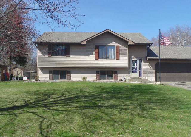 Property at 7780 214th St N, Forest Lake, MN 55025, 4 beds, 2 baths