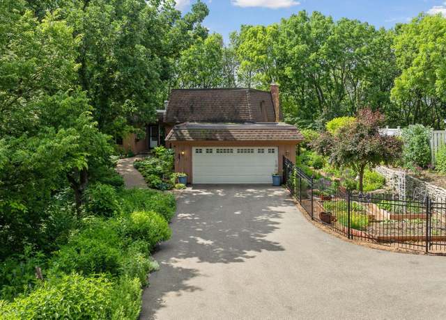 Property at 167 Spring Valley Dr, Bloomington, MN 55420, 3 beds, 3 baths