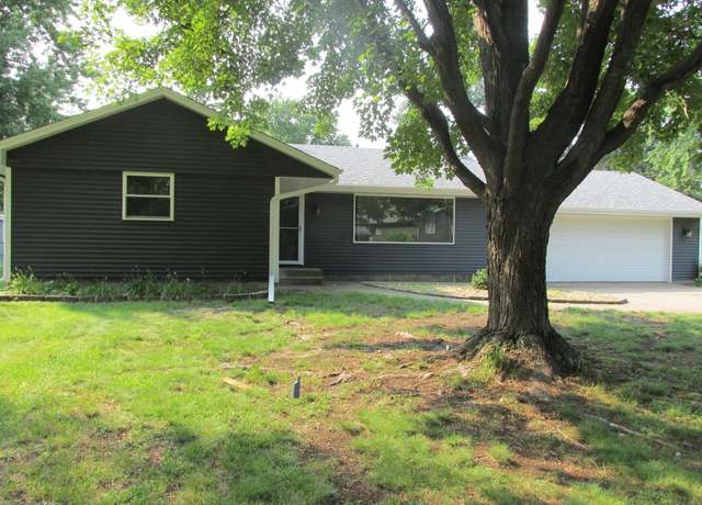 Property at 5908 Shepard Ln, Champlin, MN 55316, 3 beds, 2 baths