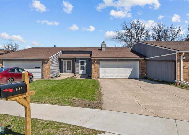 Property at 1412 12th St N, Wahpeton, ND 58075, 3 beds, 2 baths