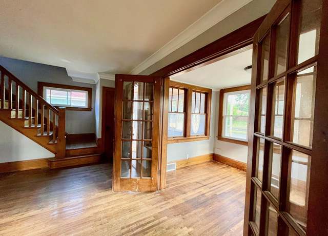 Property at 1743 7th St E, Saint Paul, MN 55106, 4 beds, 3 baths