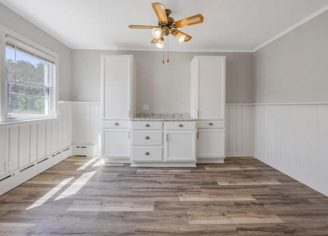 Property at 30105 Olinda Trl, Lindstrom, MN 55045, 4 beds, 2 baths