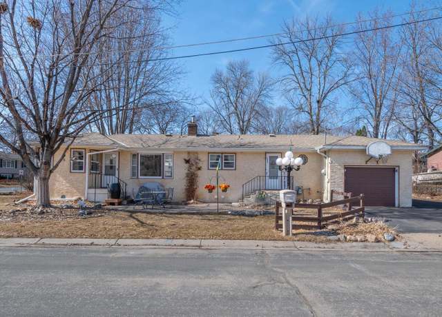 Property at 1595 Dove Ln, Mound, MN 55364, 3 beds, 2 baths