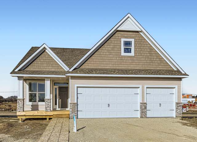 Property at 13761 Arrowhead Way, Rosemount, MN 55068, 4 beds, 3 baths