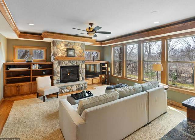 Property at 915 Silver Maple Dr, Helena Twp, MN 56071, 4 beds, 4 baths