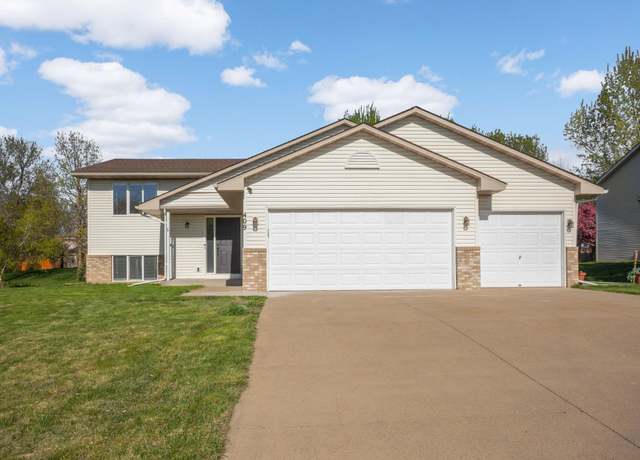 Property at 409 5th St NW, Saint Michael, MN 55376, 5 beds, 3 baths