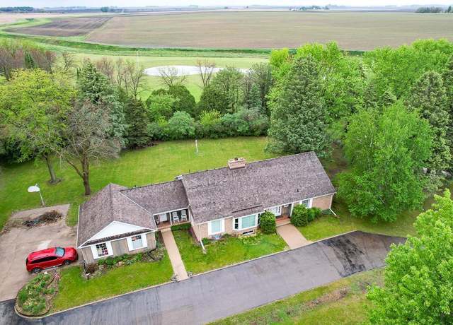 Property at 309 E Garfield St, Laurens, IA 50554, 3 beds, 4 baths