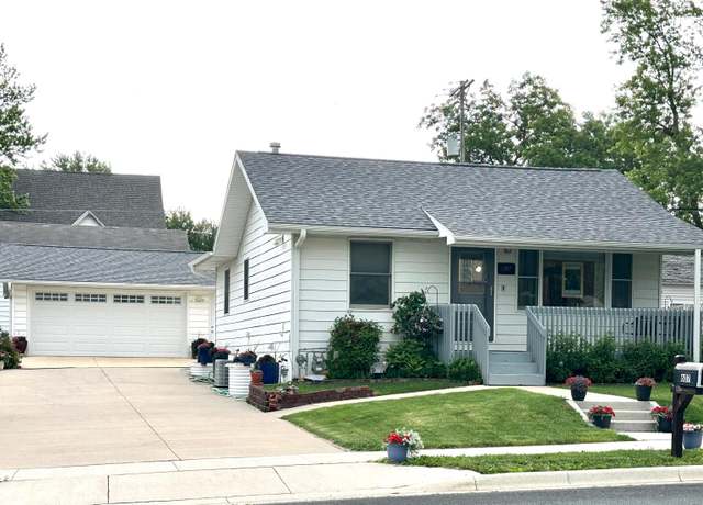 Property at 607 S Washington Ave, Spring Valley, MN 55975, 4 beds, 2 baths