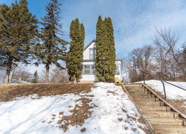 Property at 632 W Cavour Ave, Fergus Falls, MN 56537, 4 beds, 2 baths