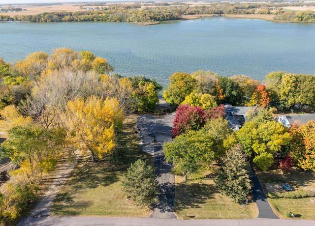 Property at 7013 Da Mar Est, Washington Twp, MN 56082, 4 beds, 3 baths