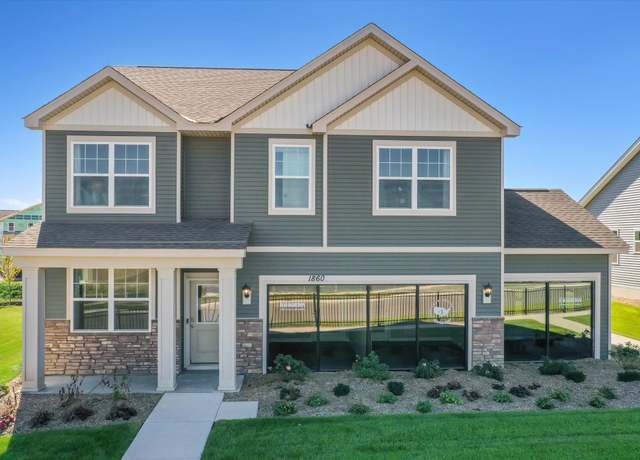 Property at 17030 Draper Way, Lakeville, MN 55044, 4 beds, 3 baths