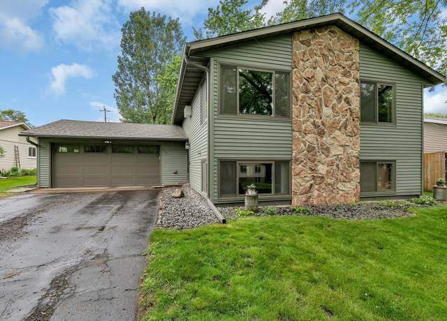Property at 806 3rd Ave NE, Sartell, MN 56377, 4 beds, 2 baths