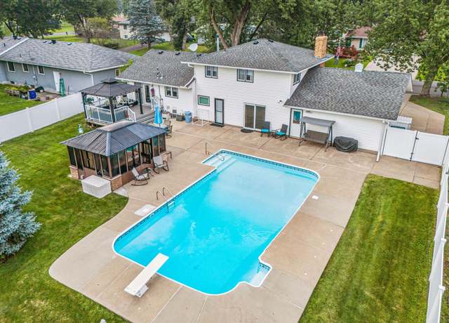 Property at 4525 81st Ln N, Brooklyn Park, MN 55443, 3 beds, 3 baths