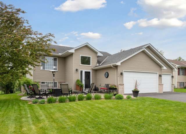 Property at 1576 Niagara St, Waconia, MN 55387, 4 beds, 2 baths