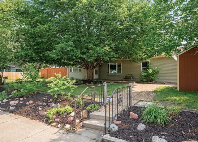 Property at 2224 4th Ave, Anoka, MN 55303, 3 beds, 1 bath
