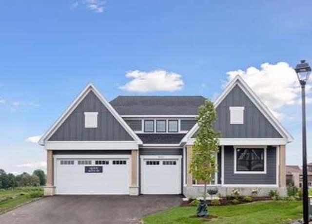 Property at 4000 Arbor Dr, Woodbury, MN 55129, 3 beds, 3 baths