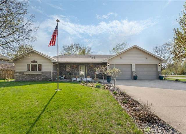 Property at 314 5th Ave, Spicer, MN 56288, 3 beds, 2 baths