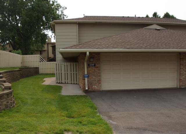 Property at 2140 Tamarin Trl, Golden Valley, MN 55427, 3 beds, 3 baths