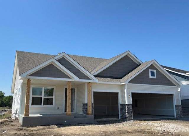 Property at 2054 Victoria Cir, Lino Lakes, MN 55038, 3 beds, 2 baths