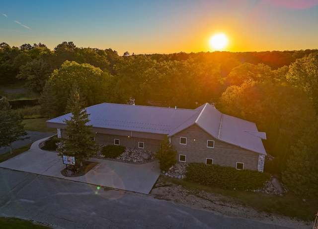 Property at 51997 State Hwy 46, Squaw Lake, MN 56681, 10 beds, 5 baths