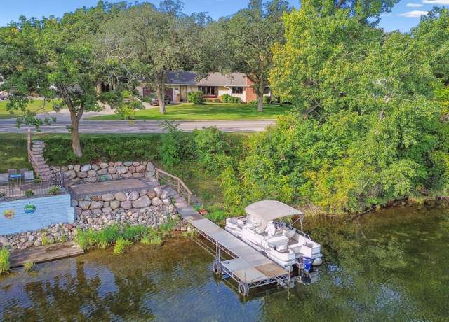 Property at 141 Lakeshore Dr, Big Lake, MN 55309, 3 beds, 2 baths