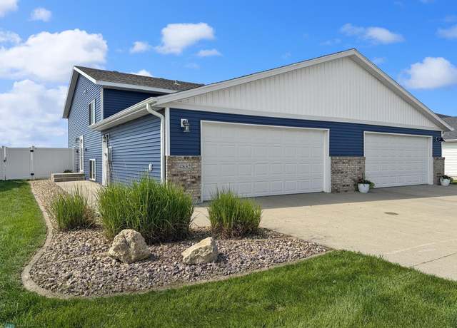 Property at 4832 51st Ave S, Fargo, ND 58104, 3 beds, 2 baths