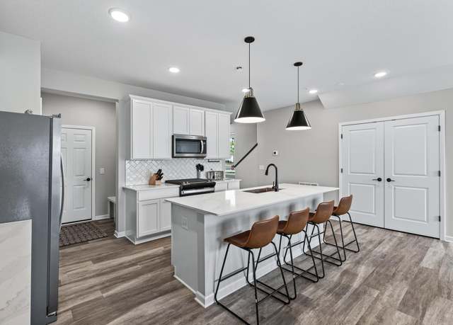 Property at 17986 Giants Way, Lakeville, MN 55044, 3 beds, 3 baths