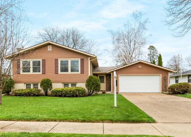 Property at 722 E Fillmore Ave, Eau Claire, WI 54701, 4 beds, 2 baths