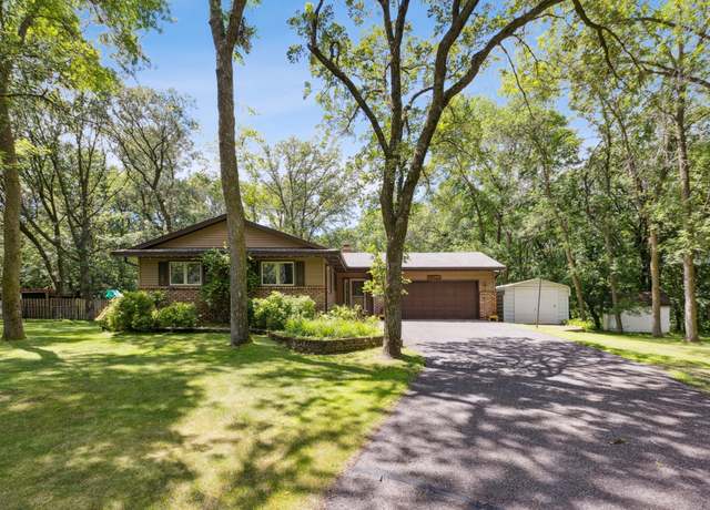 Property at 18922 Joplin St NW, Elk River, MN 55330, 4 beds, 2 baths