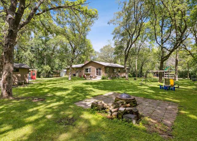 Property at 18922 Joplin St NW, Elk River, MN 55330, 4 beds, 2 baths