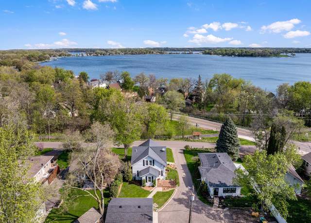 Property at 3465 Crystal Pl, Orono, MN 55391, 3 beds, 3 baths