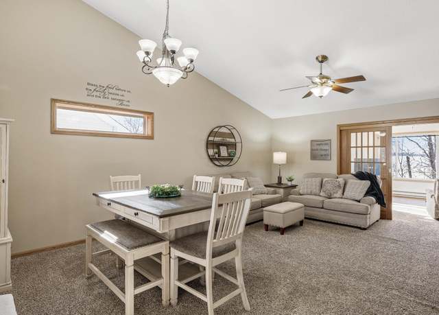 Property at 906 Shady Ridge Ln, Braham, MN 55006, 3 beds, 2 baths