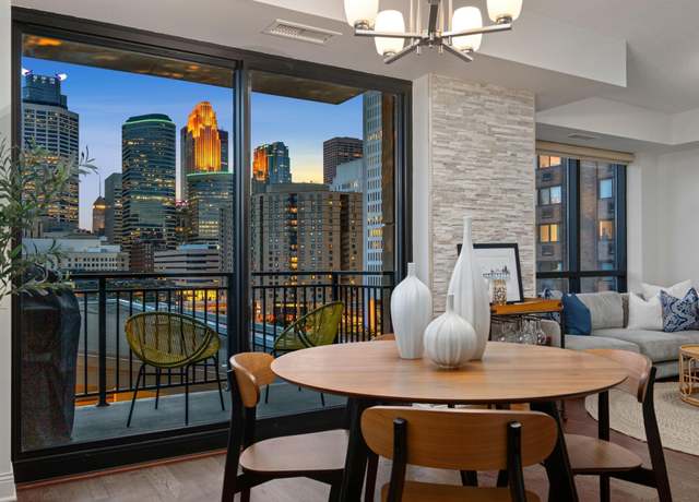 Property at 100 3rd Ave S #706, Minneapolis, MN 55401, 1 bed, 2 baths