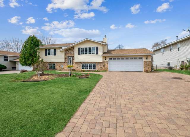 Property at 3013 Bartelmy Ln N, Maplewood, MN 55109, 4 beds, 2 baths