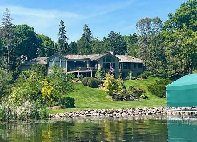 Property at 1495 Green Trees Rd, Orono, MN 55391, 5 beds, 4 baths