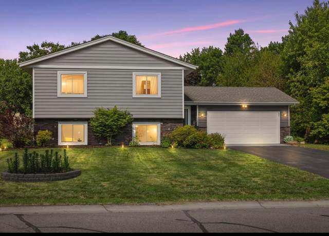 Property at 20561 Jade Cir, Lakeville, MN 55044, 4 beds, 2 baths