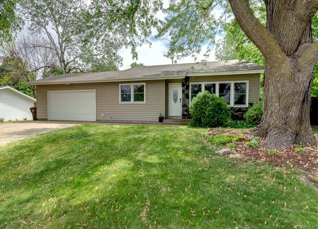 Property at 417 Sunset Dr, Jordan, MN 55352, 3 beds, 2 baths
