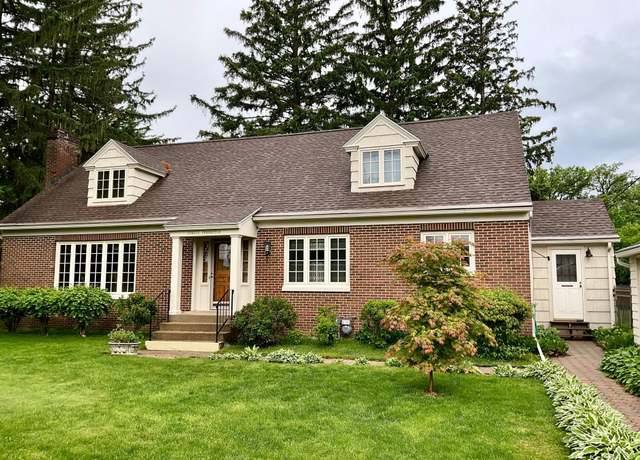 Property at 1506 4th St SE, Austin, MN 55912, 3 beds, 2 baths
