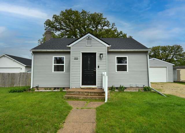 Property at 705 1st Ave SE, Pine Island, MN 55963, 3 beds, 2 baths