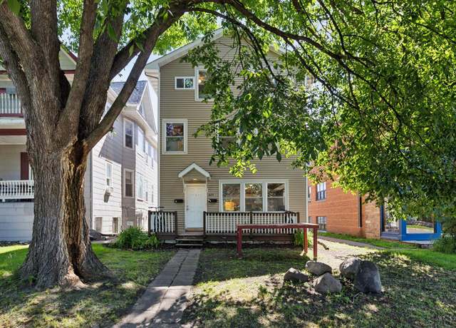 Property at 629 Oak St SE, Minneapolis, MN 55414, 10 beds, 4 baths