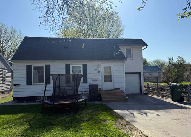 Property at 1106 Mcmillan St, Worthington, MN 56187, 7 beds, 2 baths