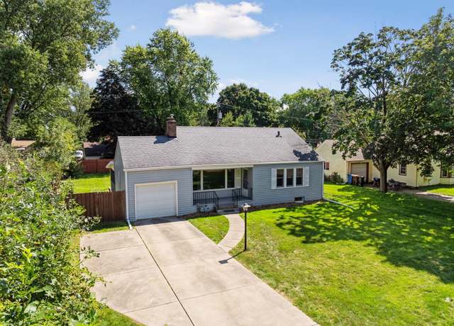 Property at 1038 Mary St N, Maplewood, MN 55119, 2 beds, 1 bath