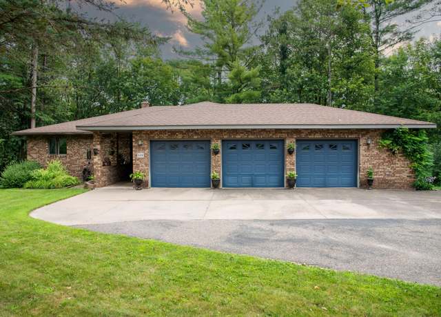 Property at W828 Evergreen Ct, Spring Valley, WI 54767, 5 beds, 3 baths