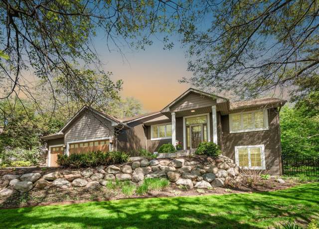 Property at 2305 Arlington Ave E, Maplewood, MN 55119, 5 beds, 3 baths