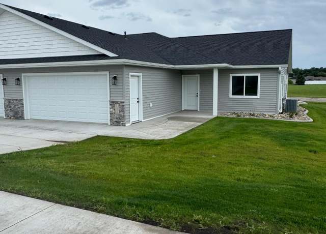 Property at 1055 Village Ln, Detroit Lakes, MN 56501, 3 beds, 2 baths