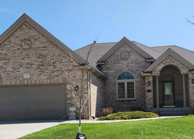 Property at 131 Wyndham Cir W, New Brighton, MN 55112, 4 beds, 3 baths