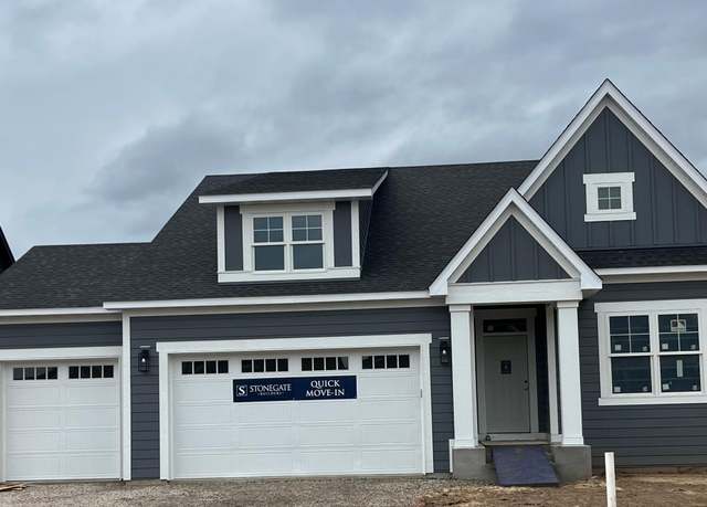 Property at 4030 Arbor Dr, Woodbury, MN 55129, 3 beds, 3 baths