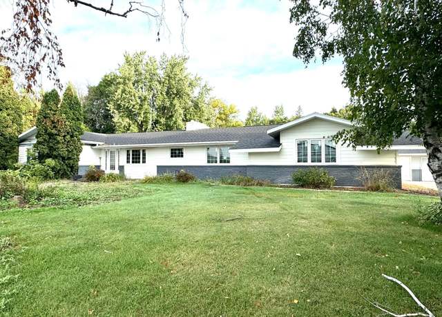 Property at 505 6th St NE, Roseau, MN 56751, 4 beds, 2 baths