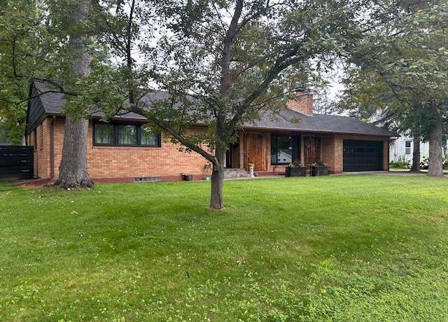 Property at 1107 NW 3rd Ave, Grand Rapids, MN 55744, 5 beds, 3 baths