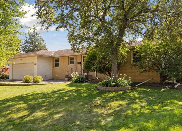 Property at 3981 Zealand Ave N, New Hope, MN 55427, 3 beds, 2 baths